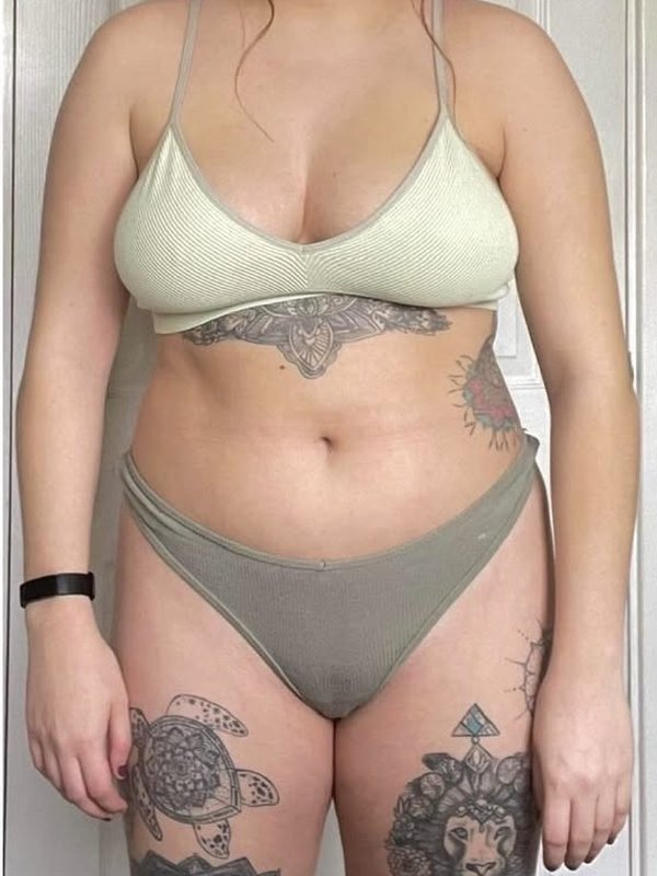 Demi before